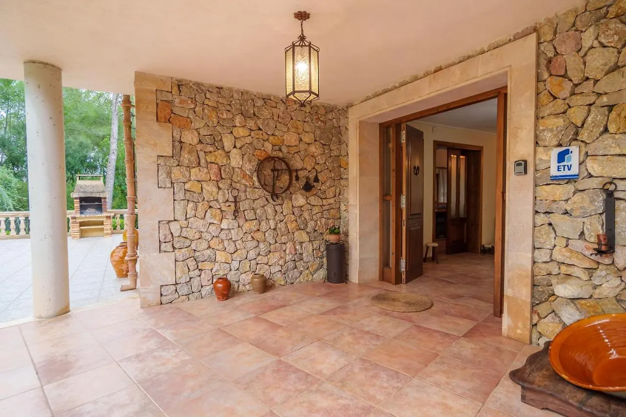 Ferragut Crestatx Villa Sa Pobla