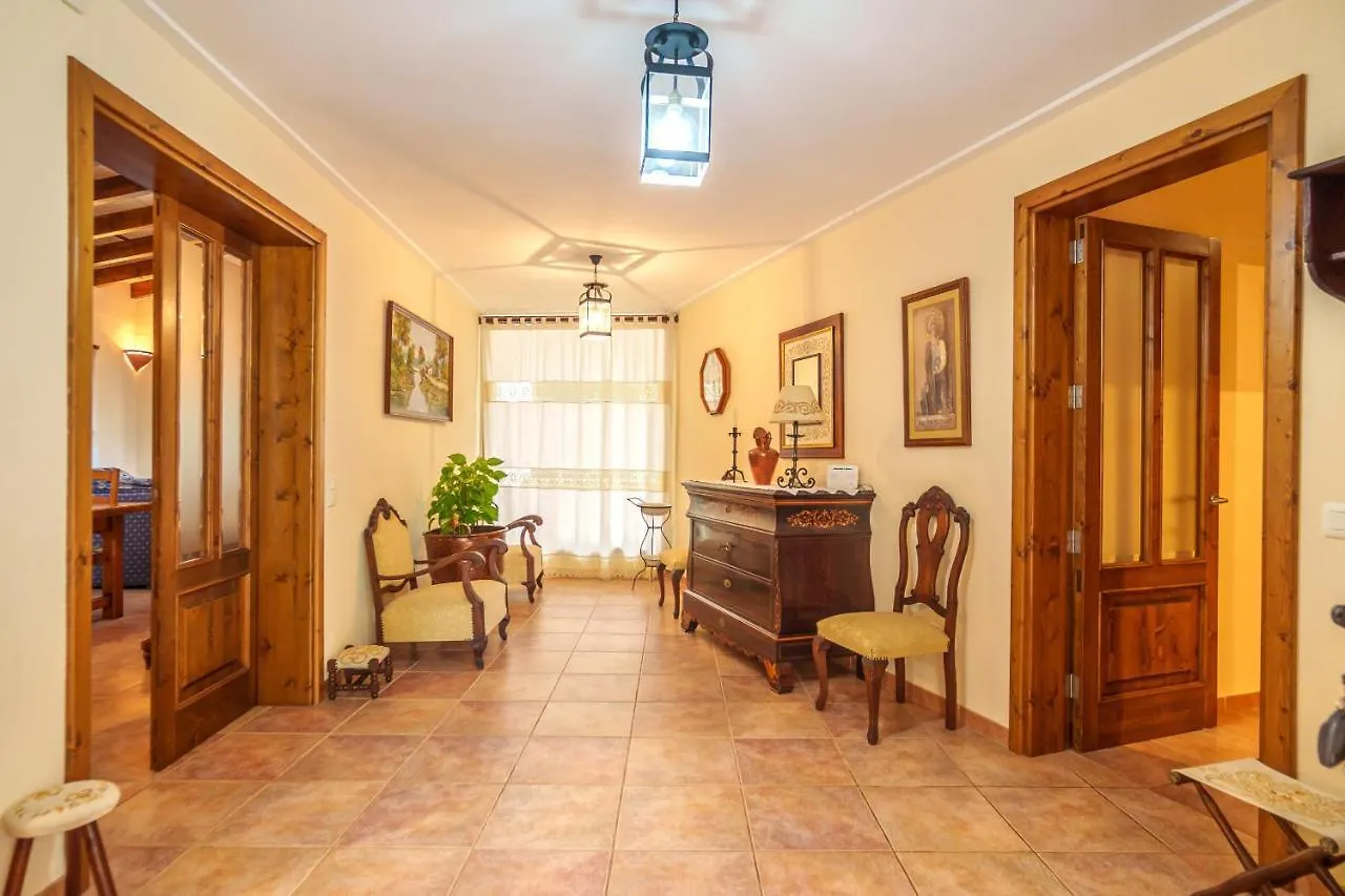 Ferragut Crestatx Villa Sa Pobla